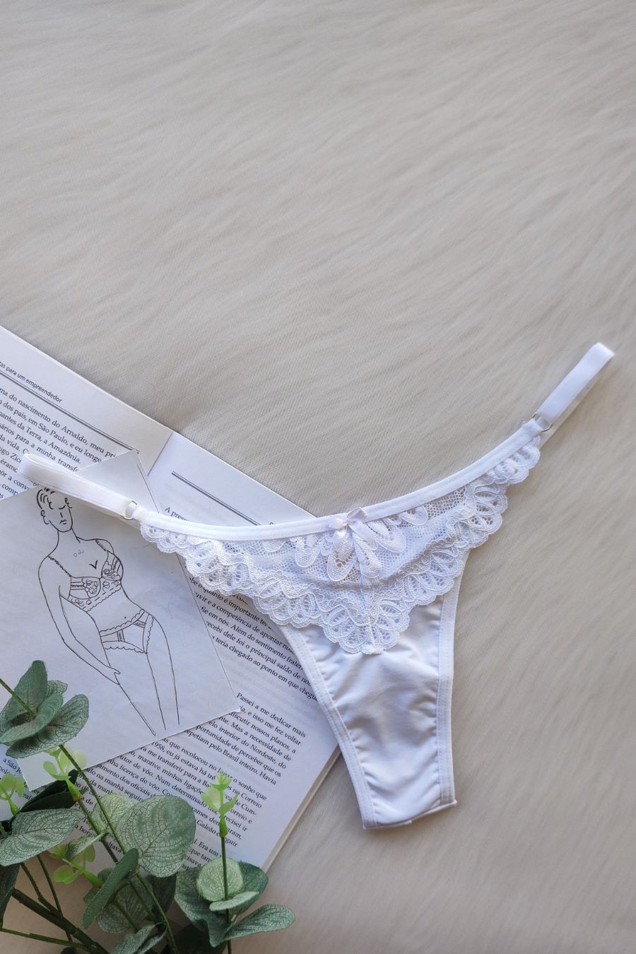 Sculpting Grace Brief