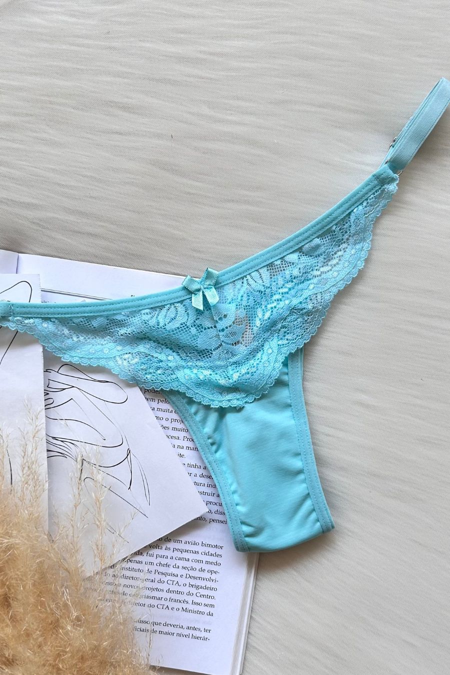 Sculpting Grace Brief