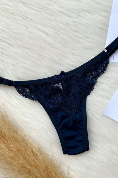 Sculpting Grace Brief